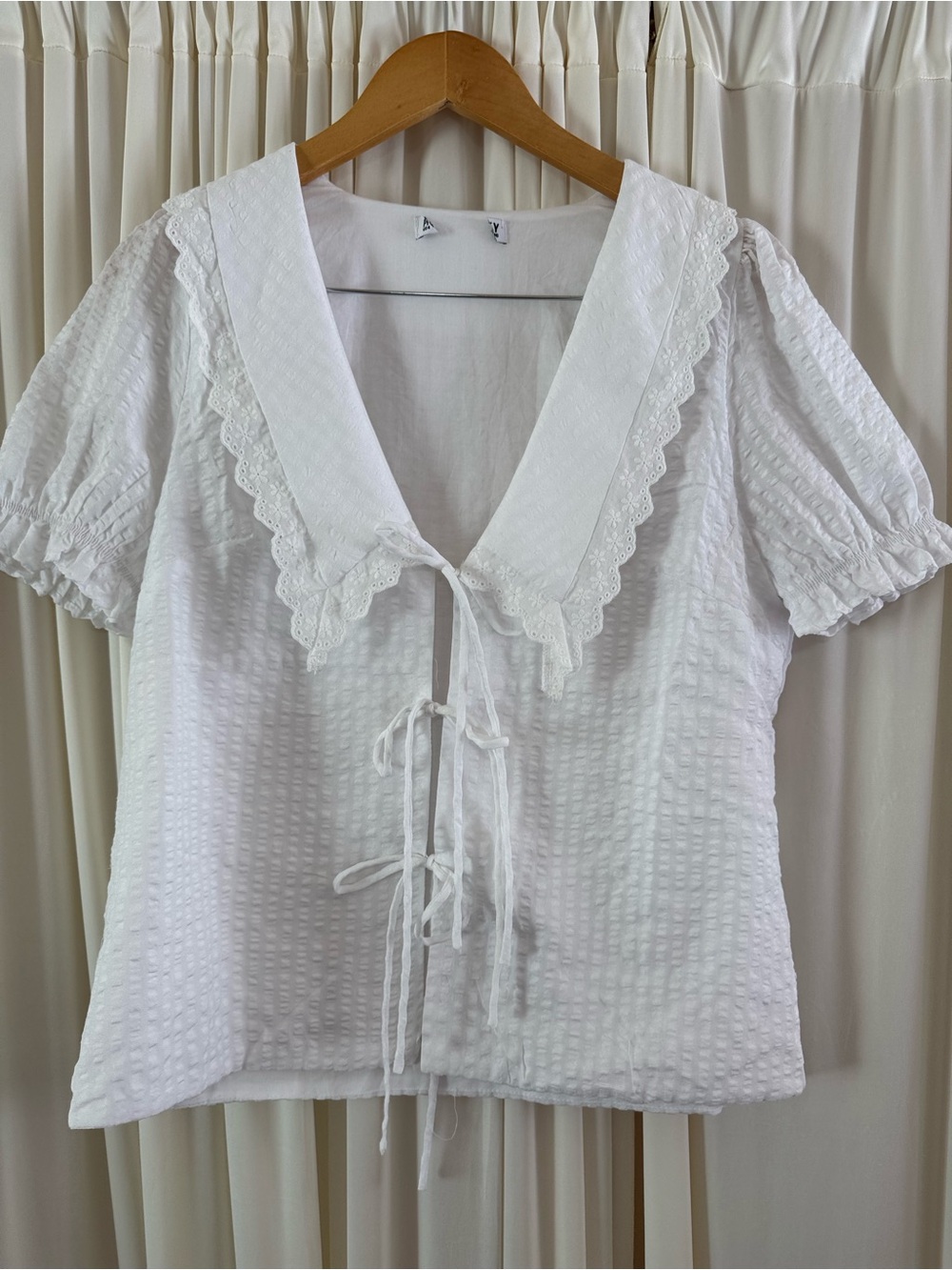 Princess Polly Eternal Sun Collared White Textured Tie Blouse Size 4 Feminine - Picture 3 of 9
